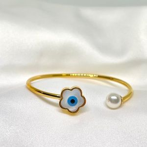Expandable Open Cuff Evil Eye Bracelet